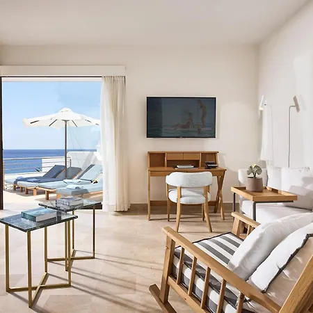 St. Nicolas Bay & Üdülőközpont 5*